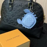LOUIS VUITTON LV CRAB BAG CHARM M01930 - Image 2