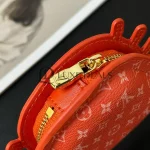 LOUIS VUITTON LV CRAB BAG CHARM M02298 (14*11*3.5cm) - Image 7