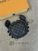 LOUIS VUITTON LV CRAB BAG CHARM M02298 (14*11*3.5cm) - Image 2