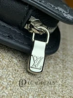 LOUIS VUITTON LV CRAB BAG CHARM M02298 (14*11*3.5cm) - Image 9