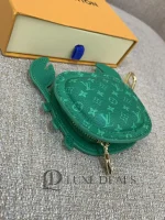 LOUIS VUITTON LV CRAB BAG CHARM M02298 (14*11*3.5cm) - Image 7