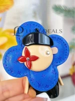 LOUIS VUITTON lv SUMMER VIVIENNE BAG CHARM M01937 - Image 9