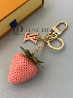 LOUIS VUITTON lv BAG CHARM AND KEY HOLDER - Image 5