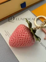 LOUIS VUITTON lv BAG CHARM AND KEY HOLDER - Image 6