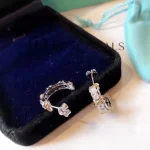 TIFFANY & CO. Schlumberger Diamond Earrings in 18k yellow gold/platinum 1.8 ctw Silvery Metallic - Image 3