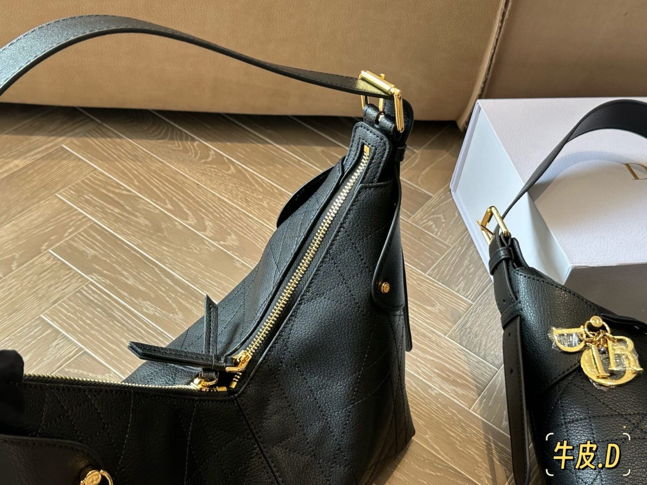 Dior Voyage cowhide bag 22/29cm - Image 8