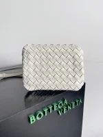 BOTTEGA VENETA Small Parachute intrecciato leather shoulder bag - Image 9