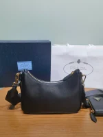 PRADA RE-EDITION 2005 BAG - Image 19