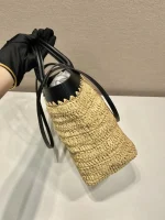 PRADA SMALL CROCHET AND LEATHER TOTE BAG - Image 6