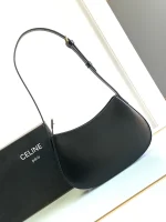 CELINE MEDIUM TILLY BAG in PATENT CALFSKIN - Image 4