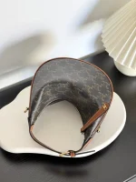 Teen Celine Lulu IN TRIOMPHE CANVAS AND CALFSKIN - Image 4