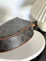 Teen Celine Lulu IN TRIOMPHE CANVAS AND CALFSKIN - Image 9