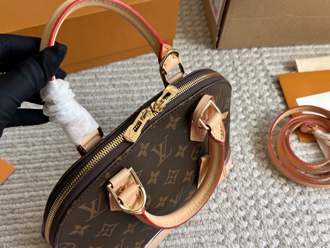 Louis Vuitton Neo Alma 25x18cm - Image 4