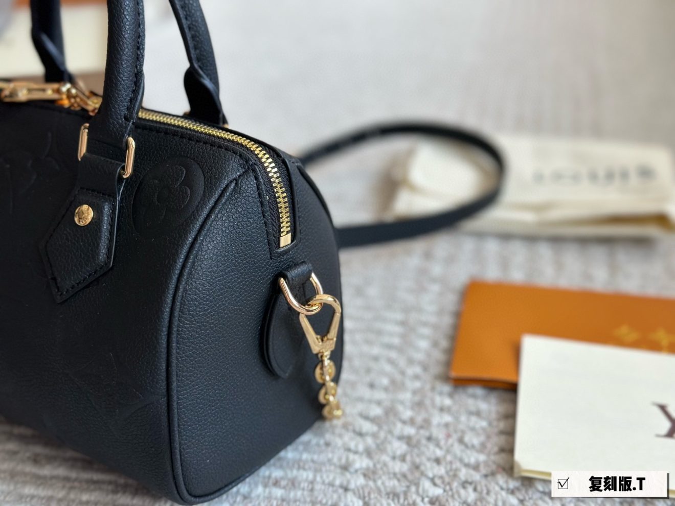 Louis Vuitton LV Speedy20 cm - Image 6