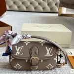 Louis Vuitton lv Diane Handbags 19x10x6cm