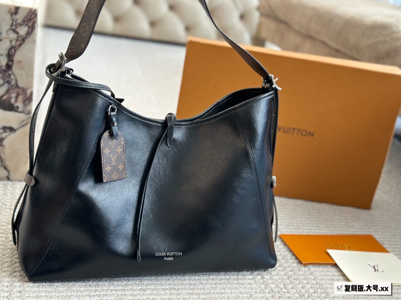LOUIS VUITTON lv CARRYALL DARK GM  42*30cm - Image 4