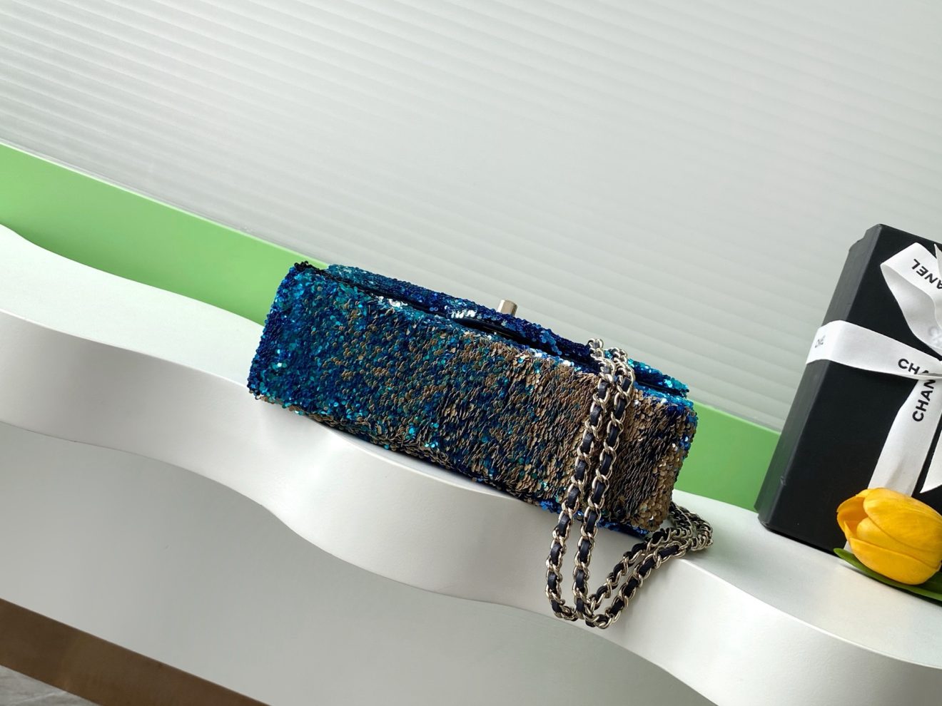 Chanel CF Sequins bleu - Image 5