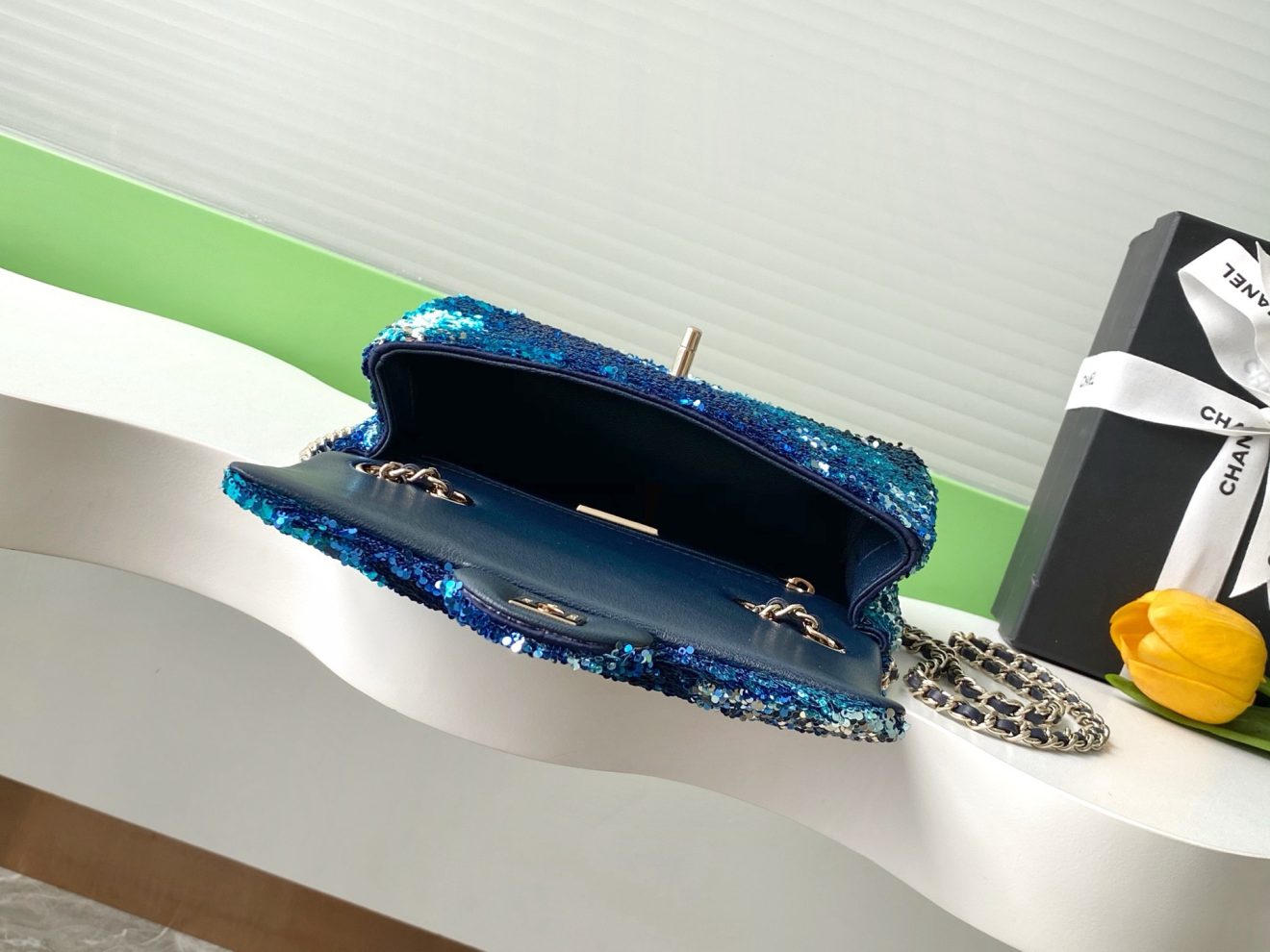 Chanel CF Sequins bleu - Image 9