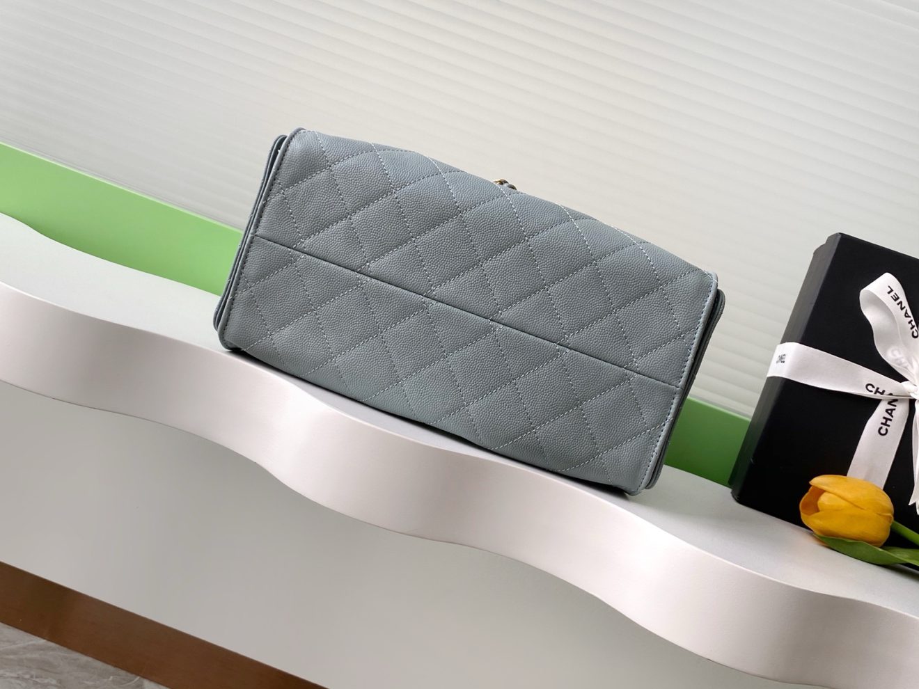 Chanel 25 Hobo - Image 5