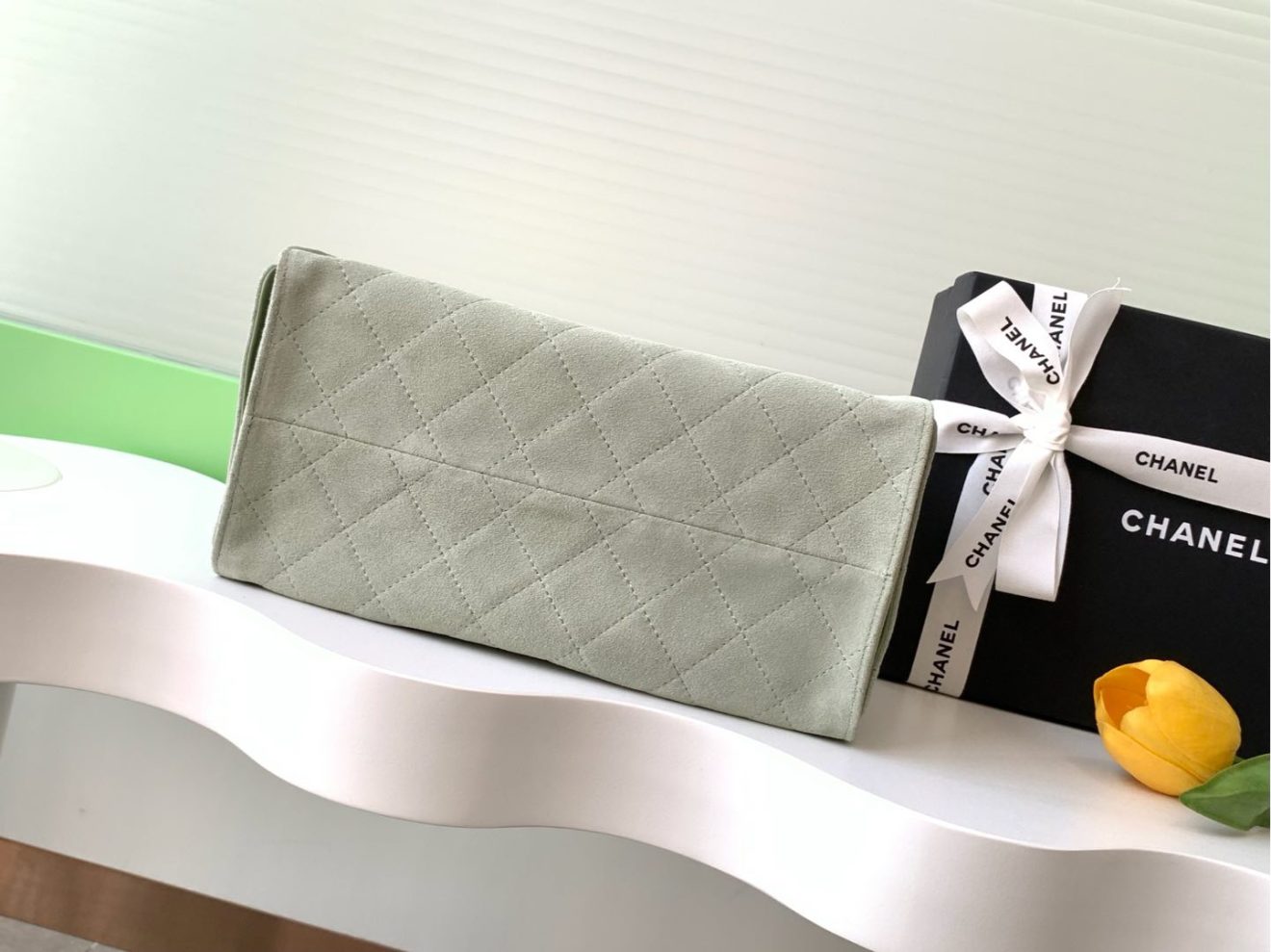 Chanel 25 Hobo Suede Green - Image 5