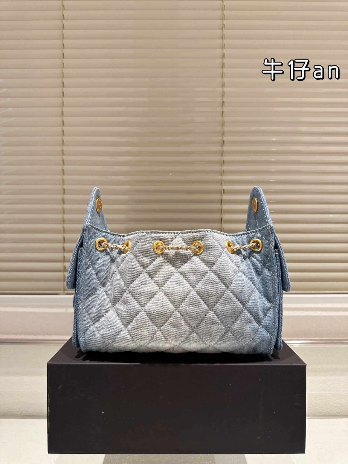 Chanel 25 Hobo denim mini - Image 3