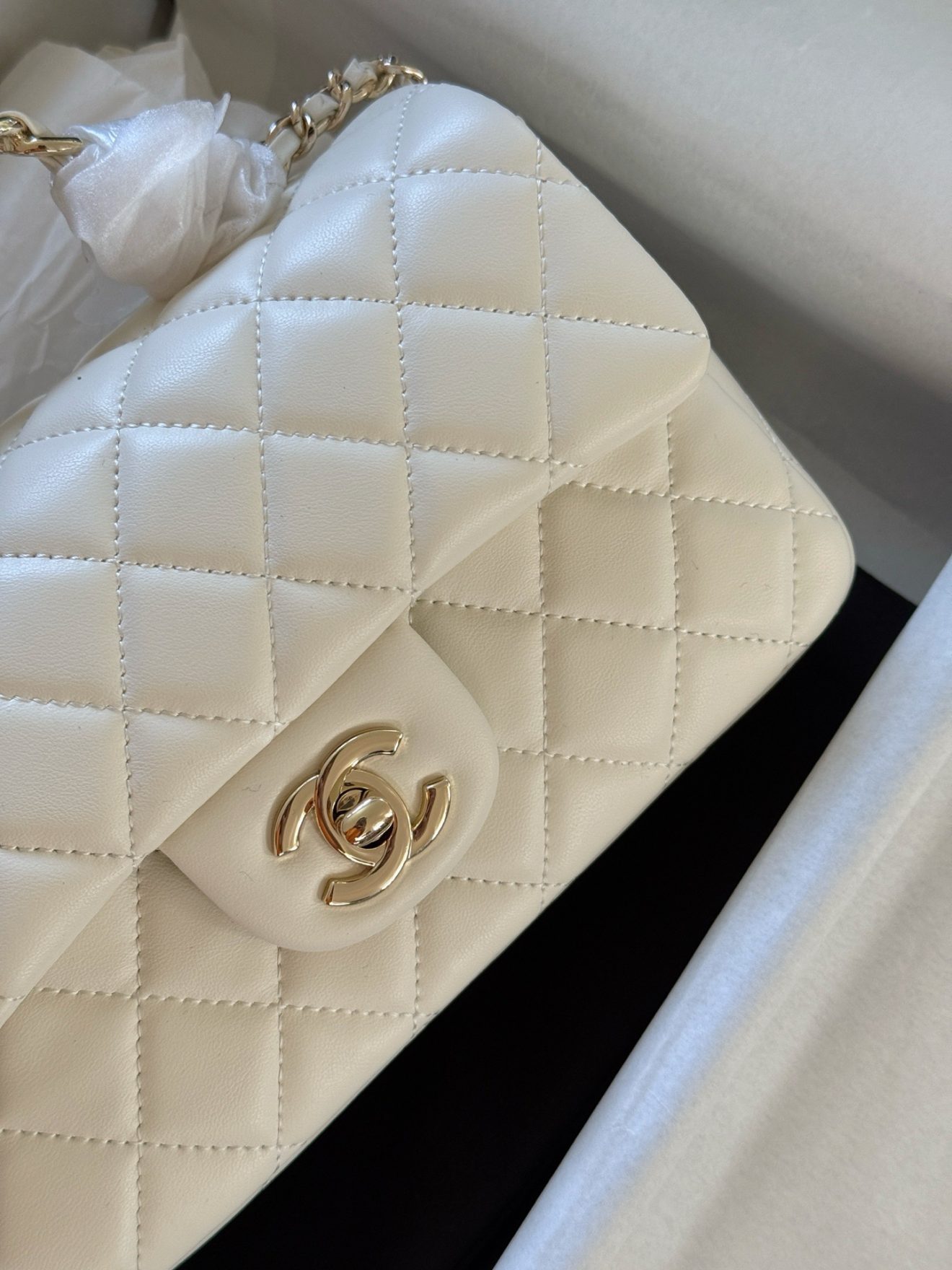 Chanel mini CF handle white - Image 6