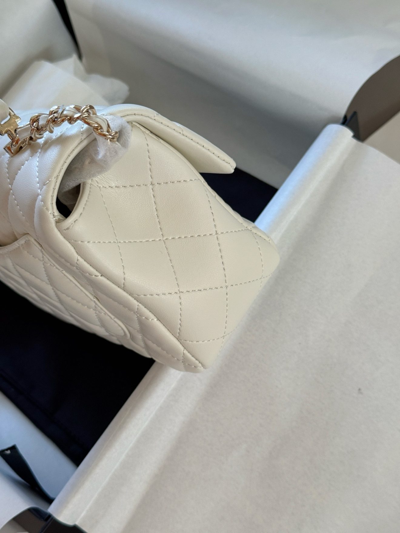 Chanel mini CF handle white - Image 7