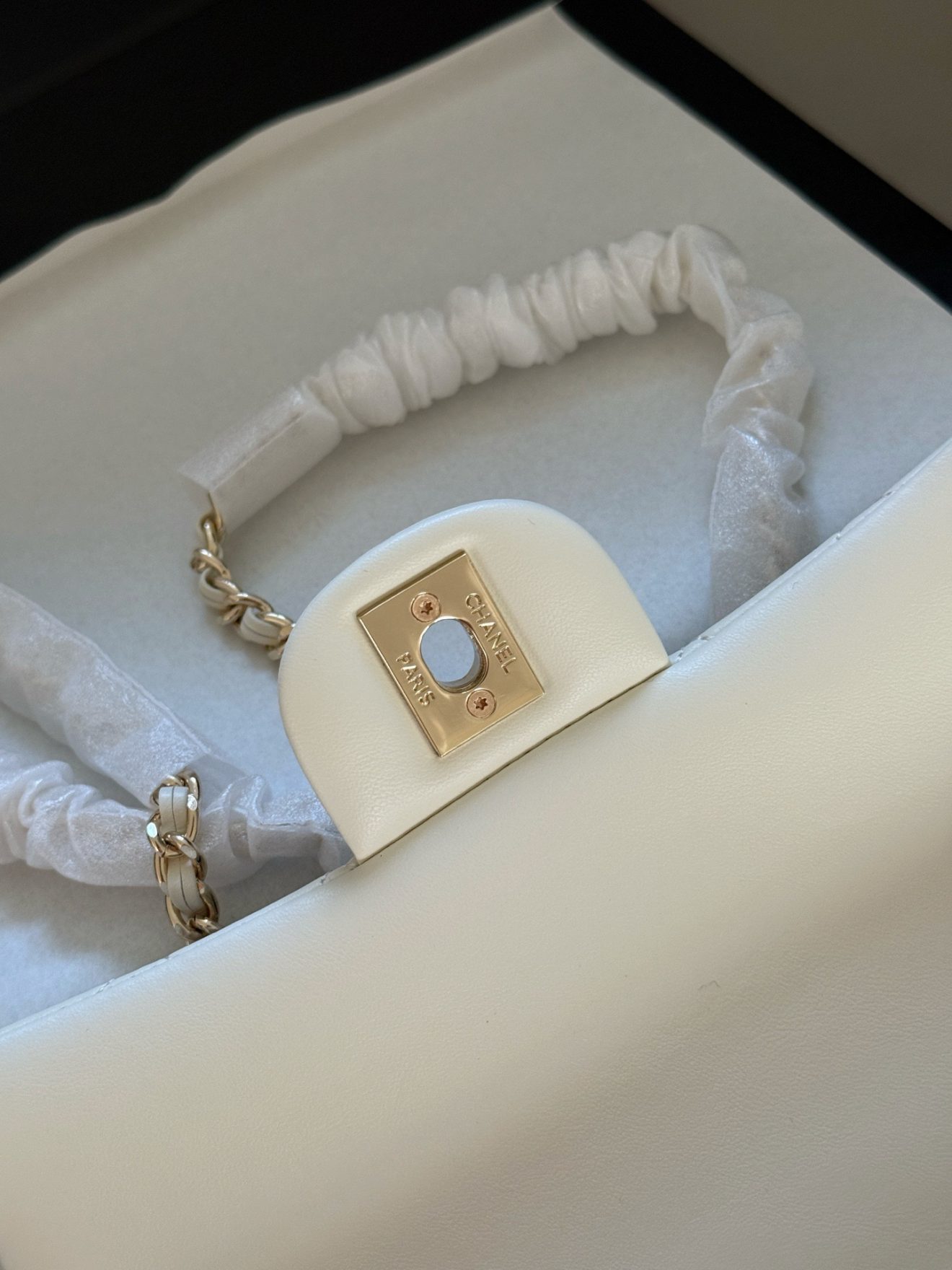Chanel mini CF handle white - Image 9