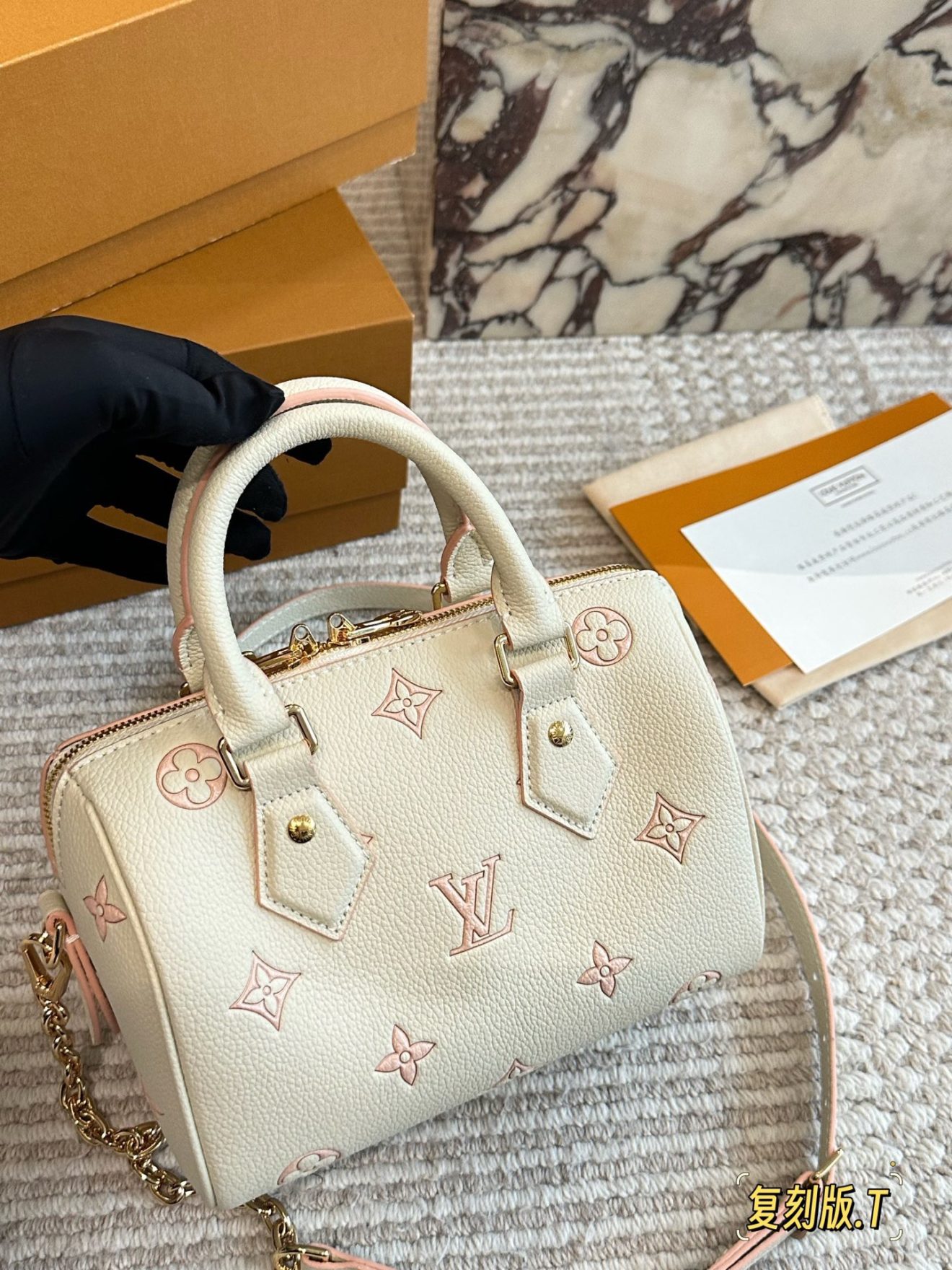 louis vuitton lv Speedy20 cream white - Image 4
