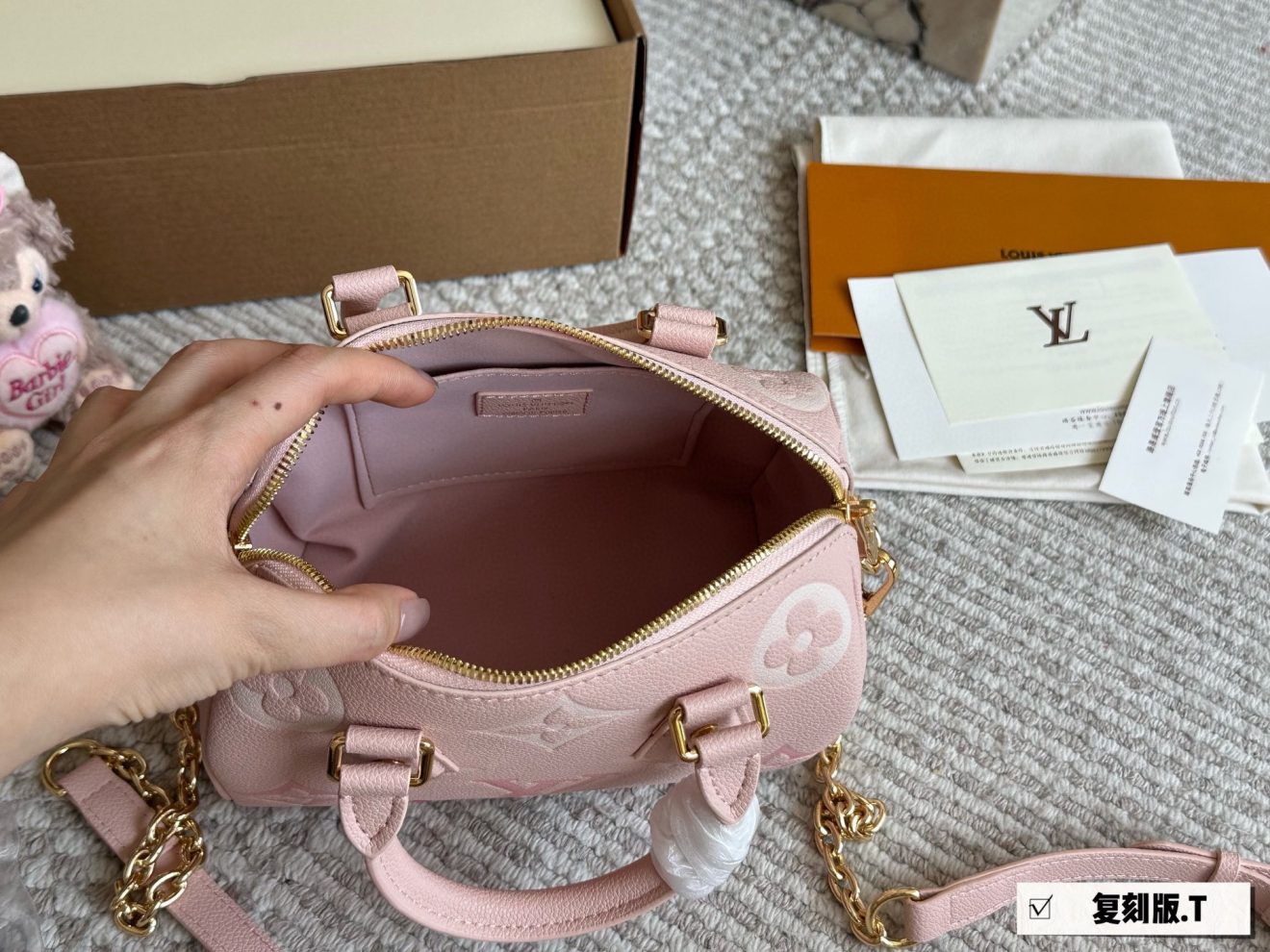 louis vuitton lv Speedy20 pink - Image 9