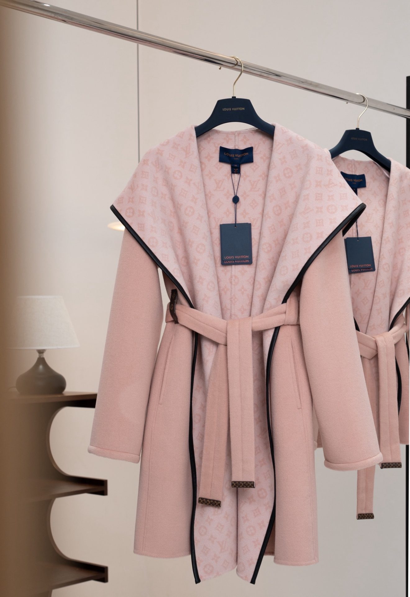 LV coat pink - Image 2
