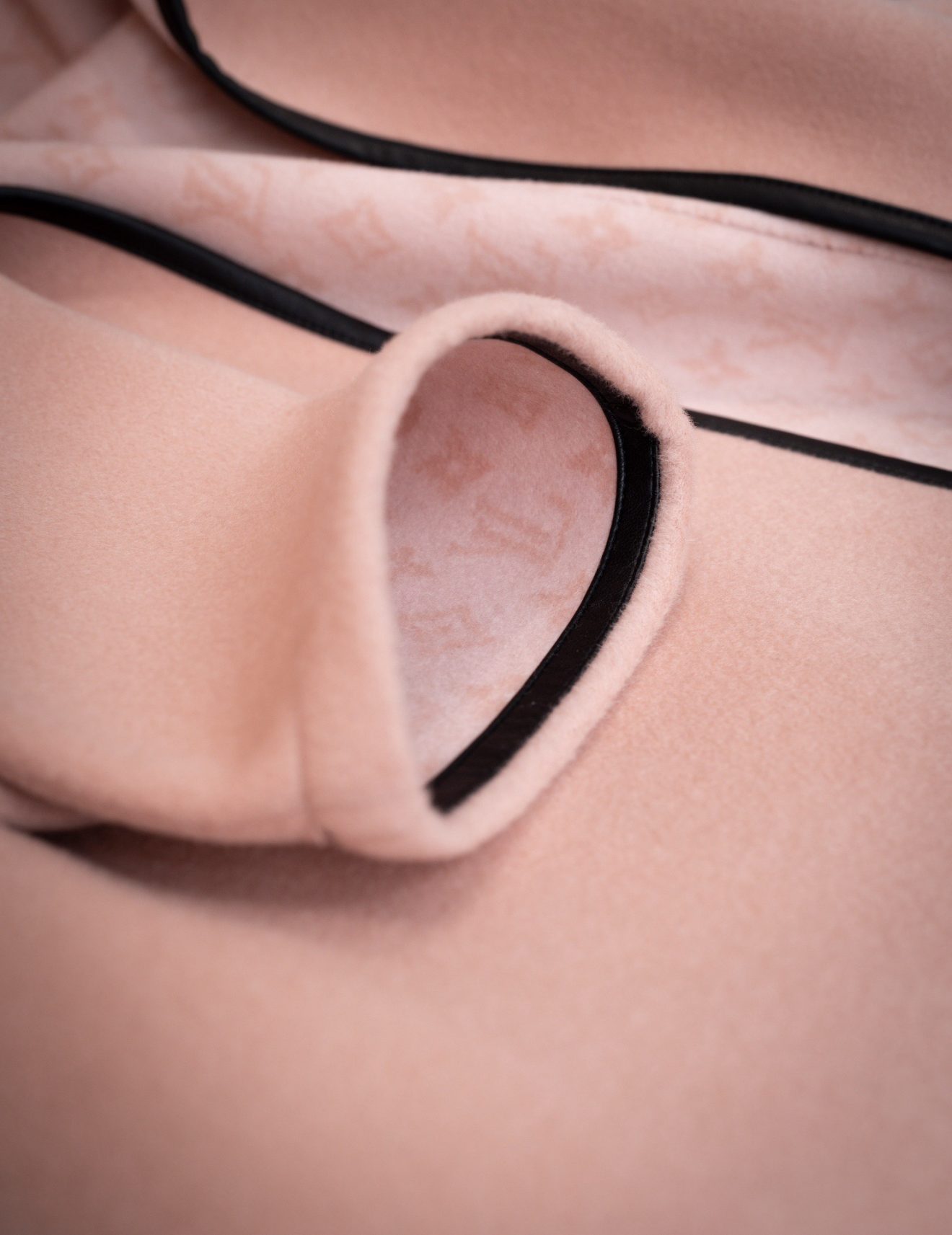 LV coat pink - Image 5