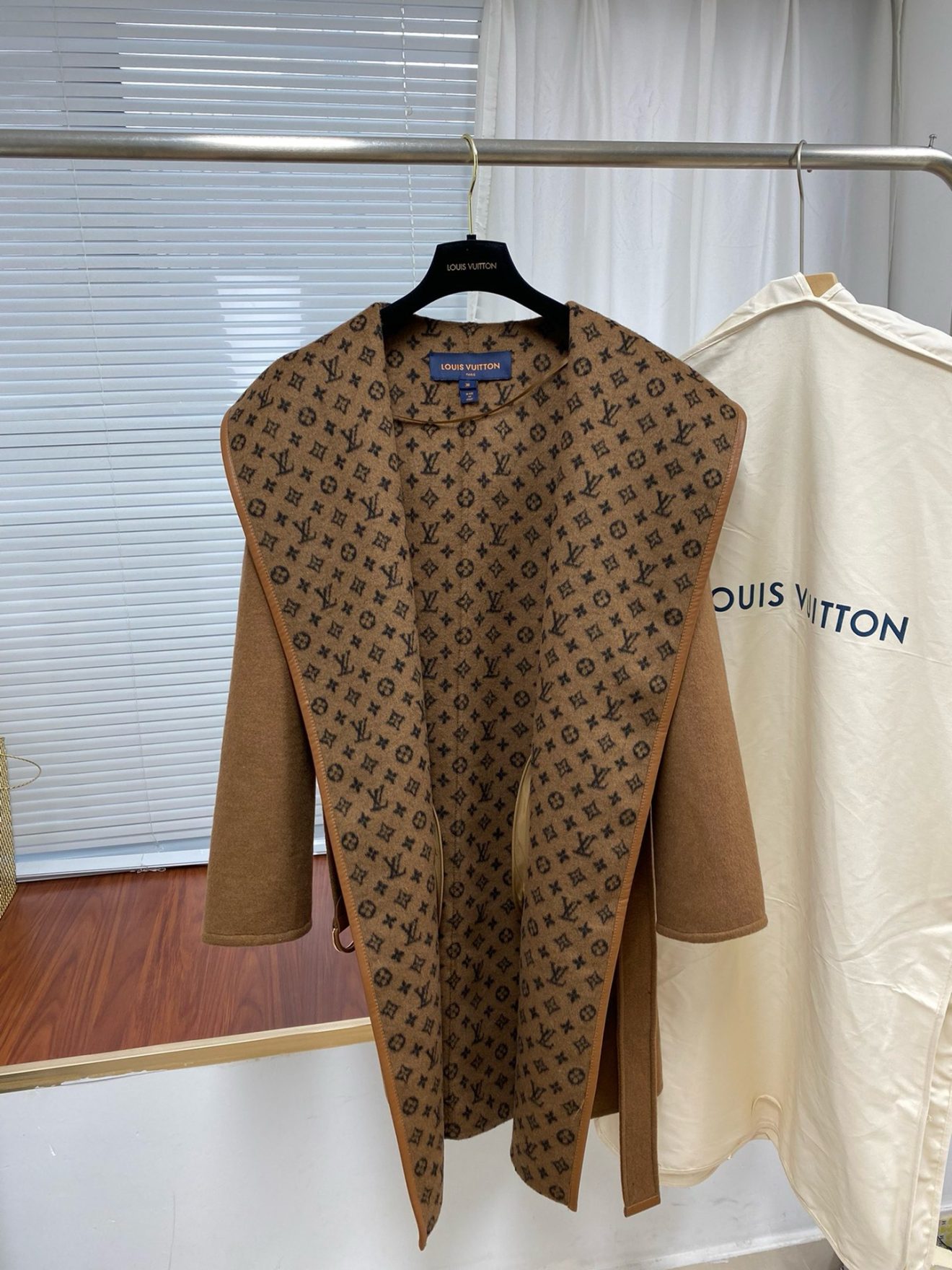 LV coat dark brown - Image 2