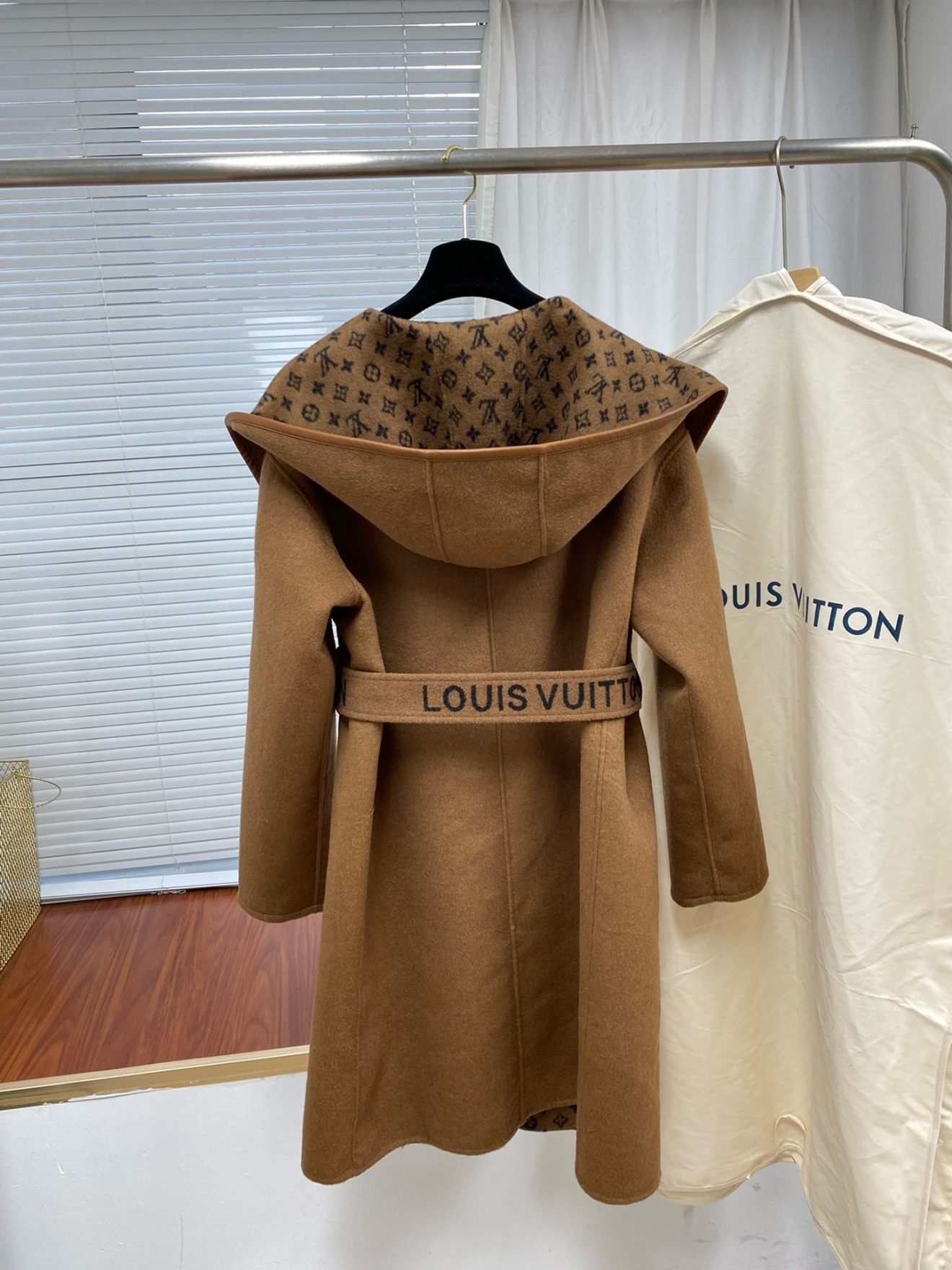 LV coat dark brown - Image 3