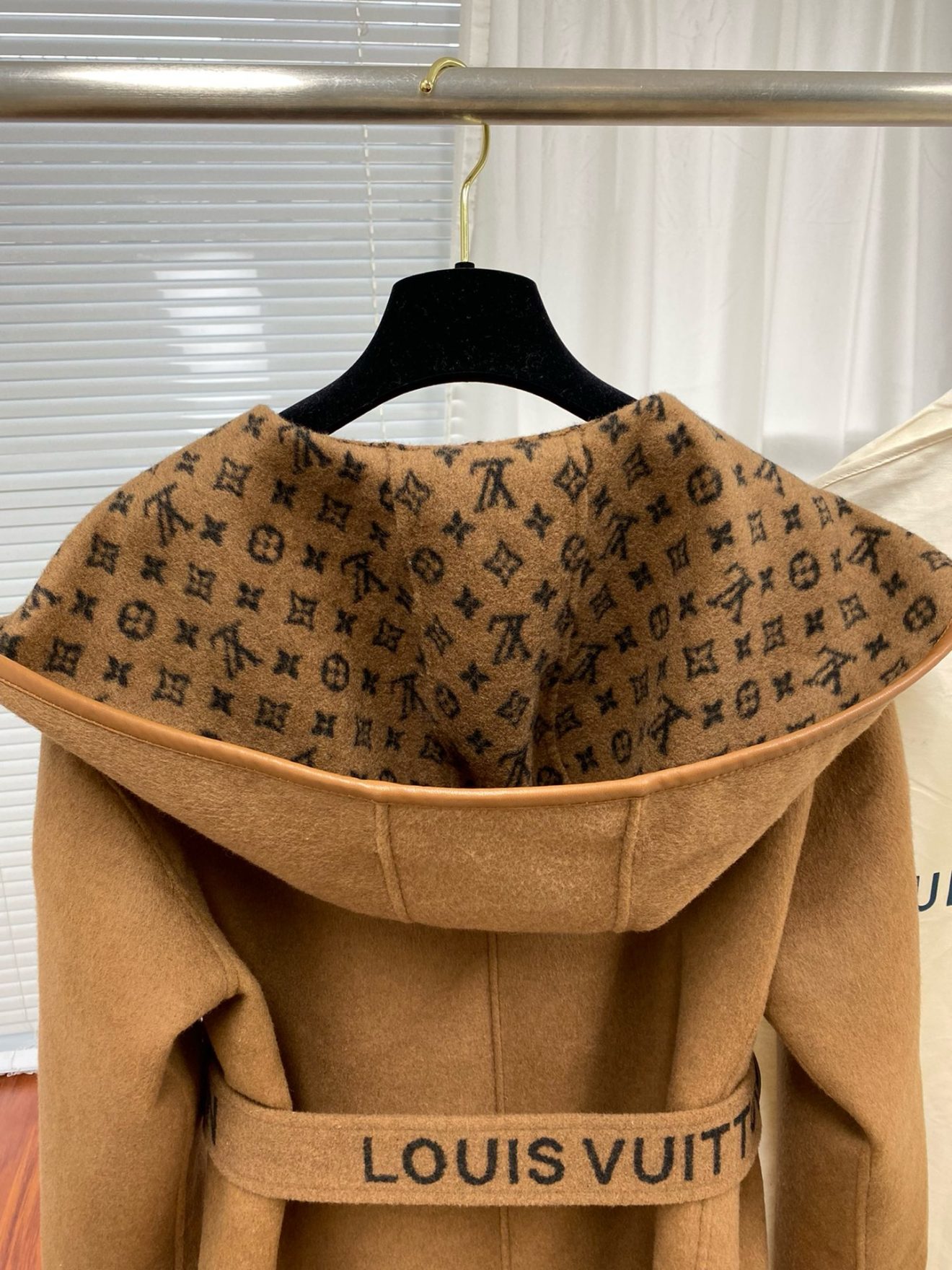 LV coat dark brown - Image 6