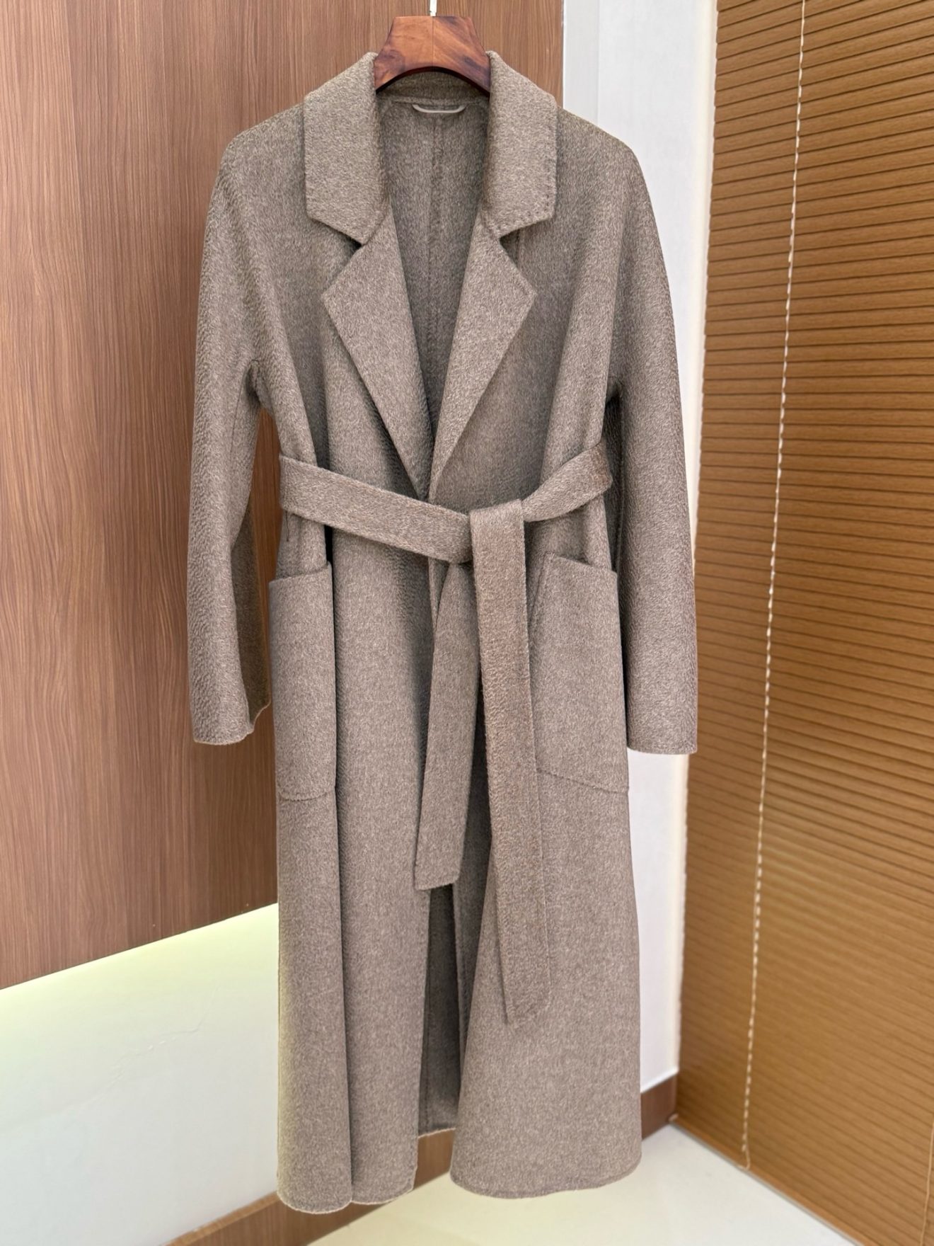 Max Mara Labbro cashmere coat