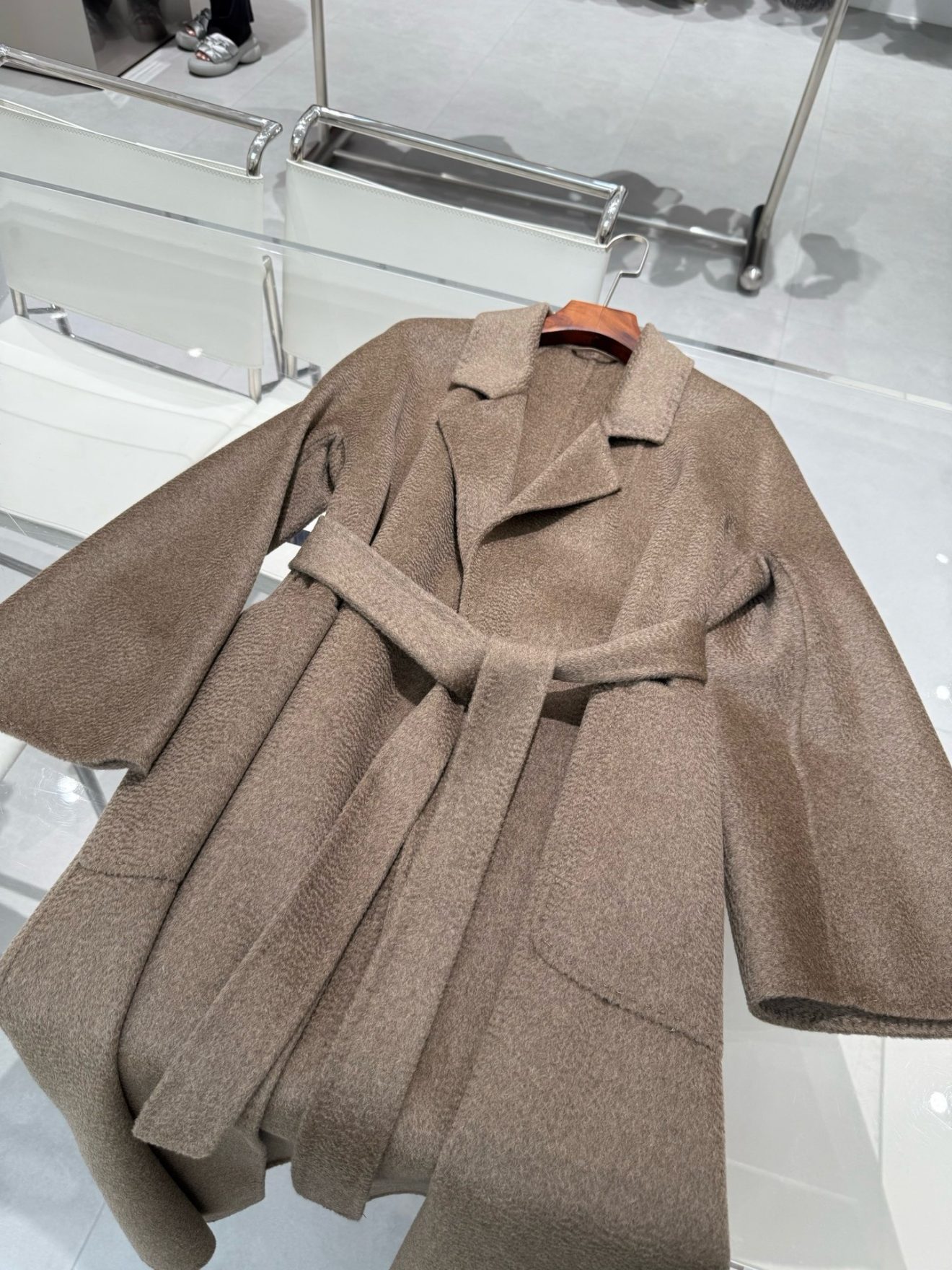 Max Mara Labbro cashmere coat - Image 6