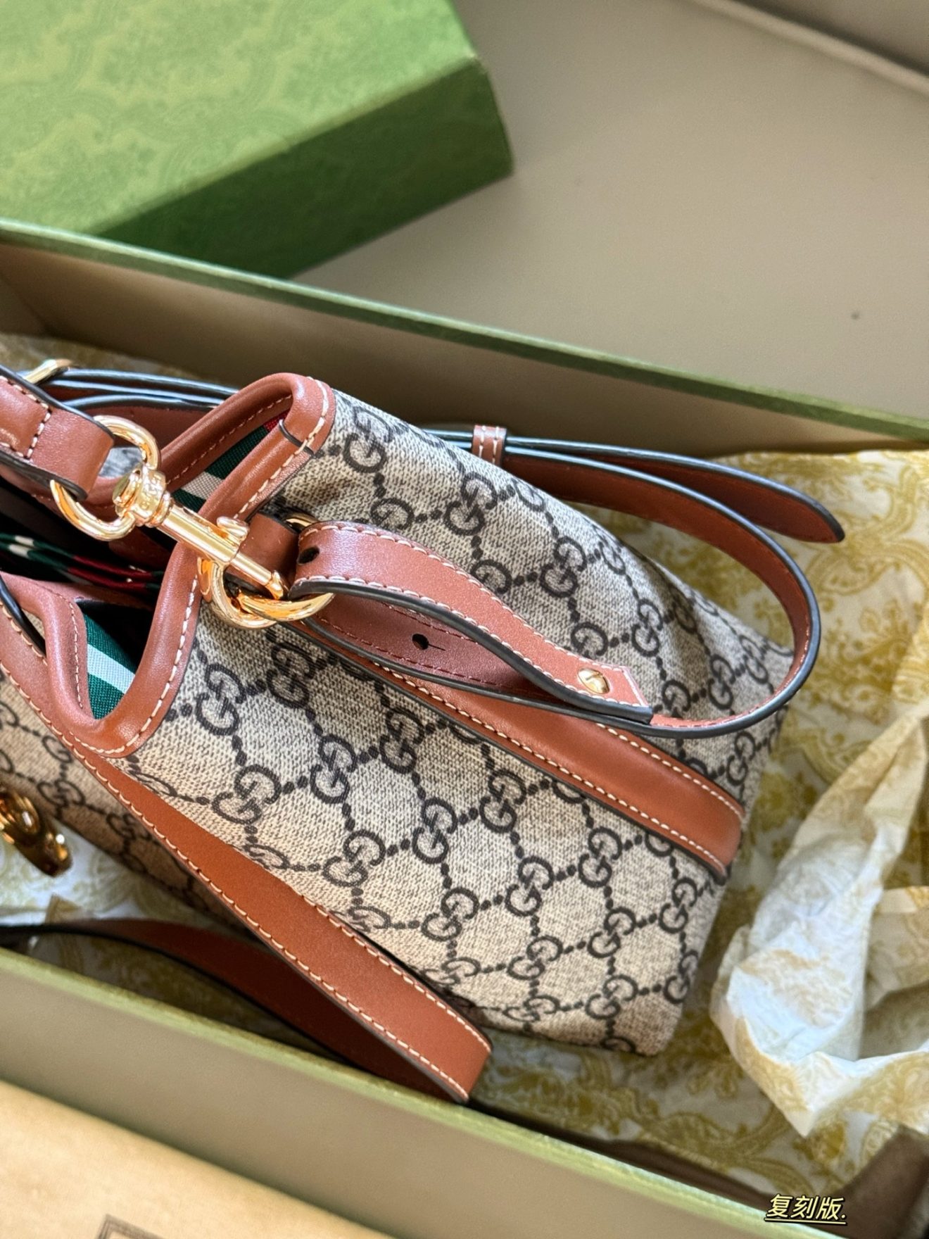Gucci GG Emblem Bucket Bag size in 20x18cm - Image 9