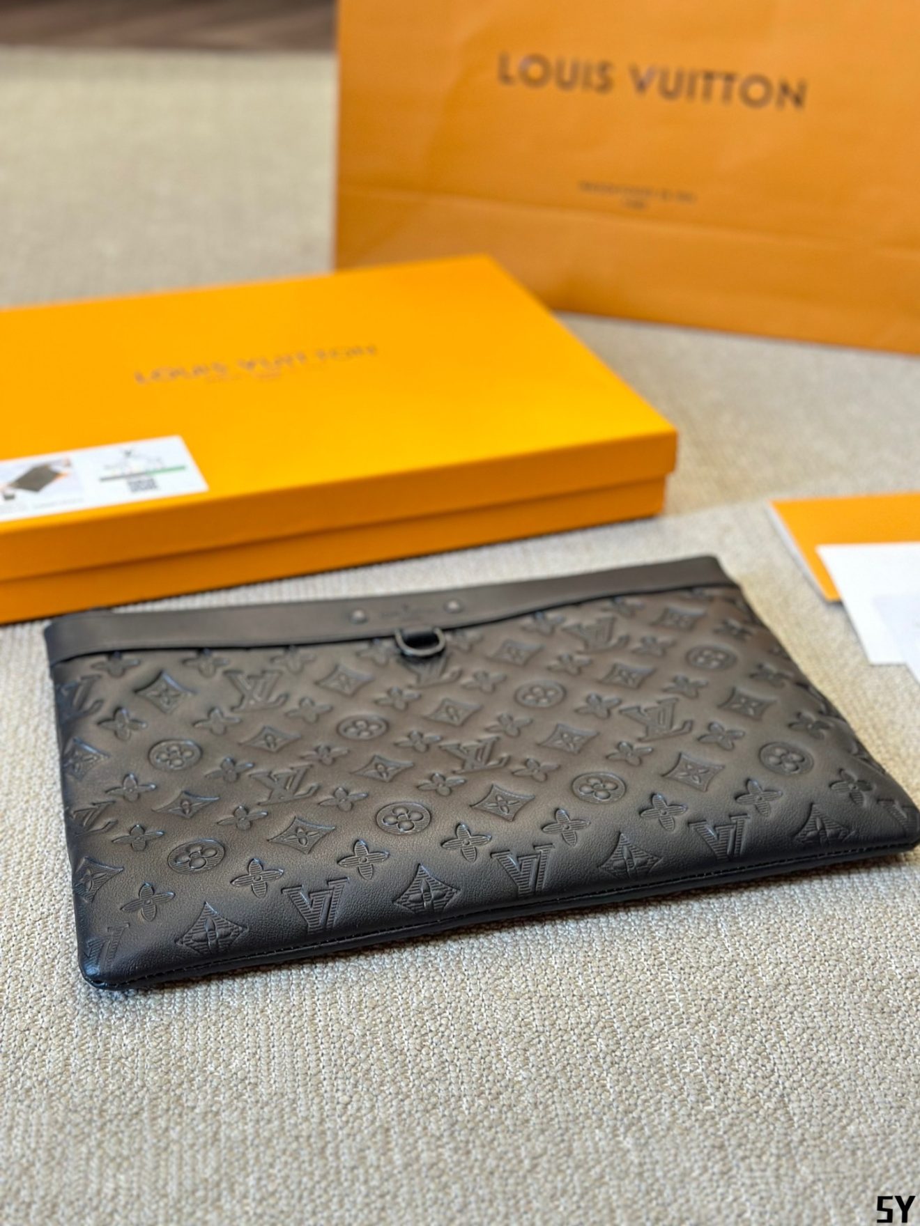 LOUIS VUITTON lv POCHETTE APOLLO MEN 35x25cm - Image 7
