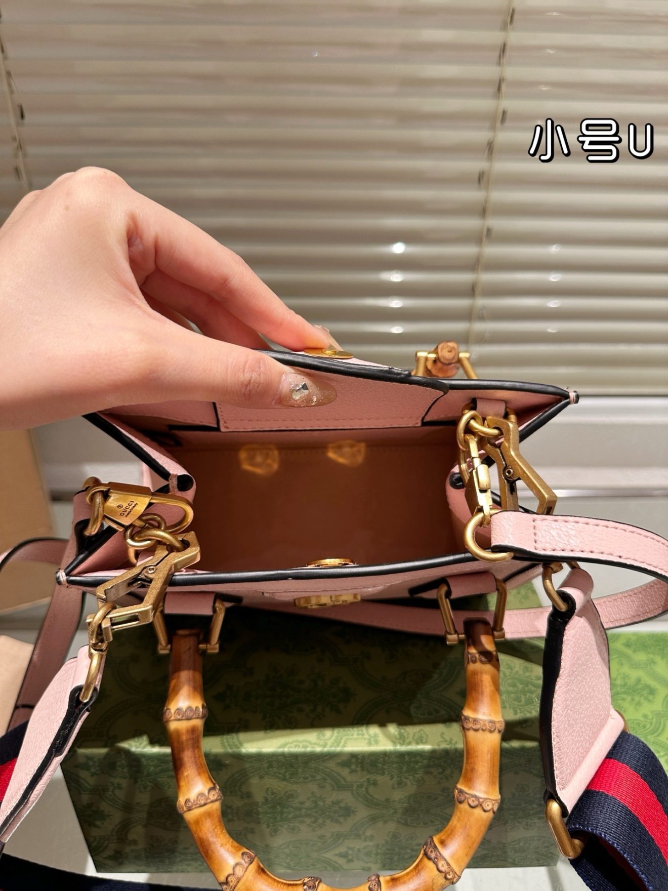 Gucci Diana Top HandBags small size 19x16cm - Image 9
