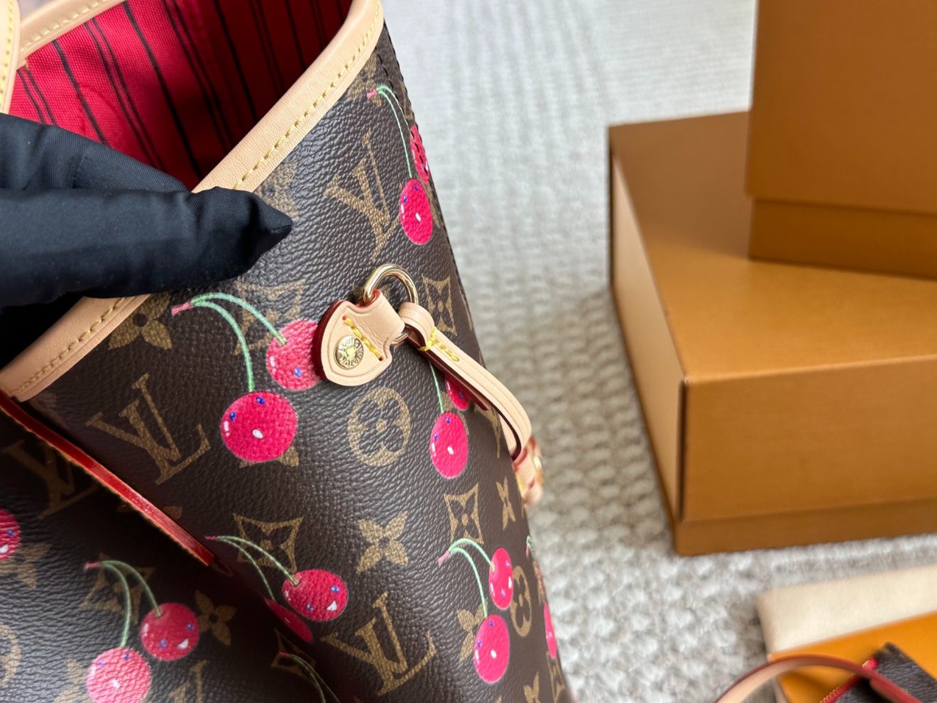 Louis Vuitton lv Neverfull MM CHERRY-32*29*17CM - Image 3