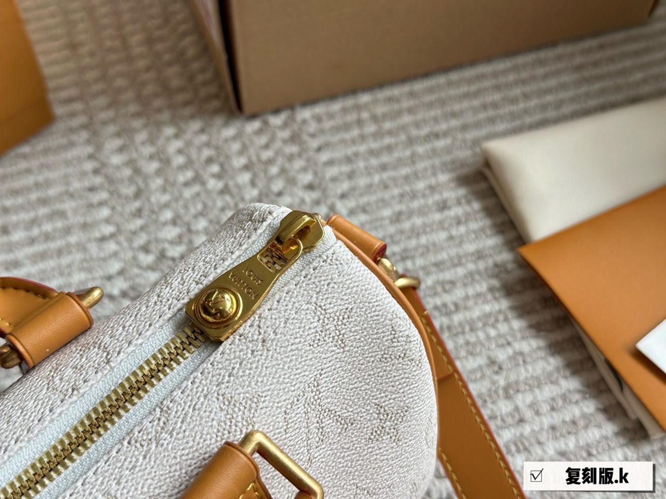 Louis Vuitton lv Keepall25 Bandoulière 25-25×14x 10CM - Image 5