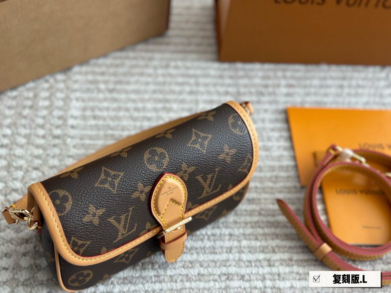 Louis Vuitton lv Diane Handbags 19x10x6cm - Image 7