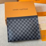 LOUIS VUITTON lv POCHETTE APOLLO MEN BAG
