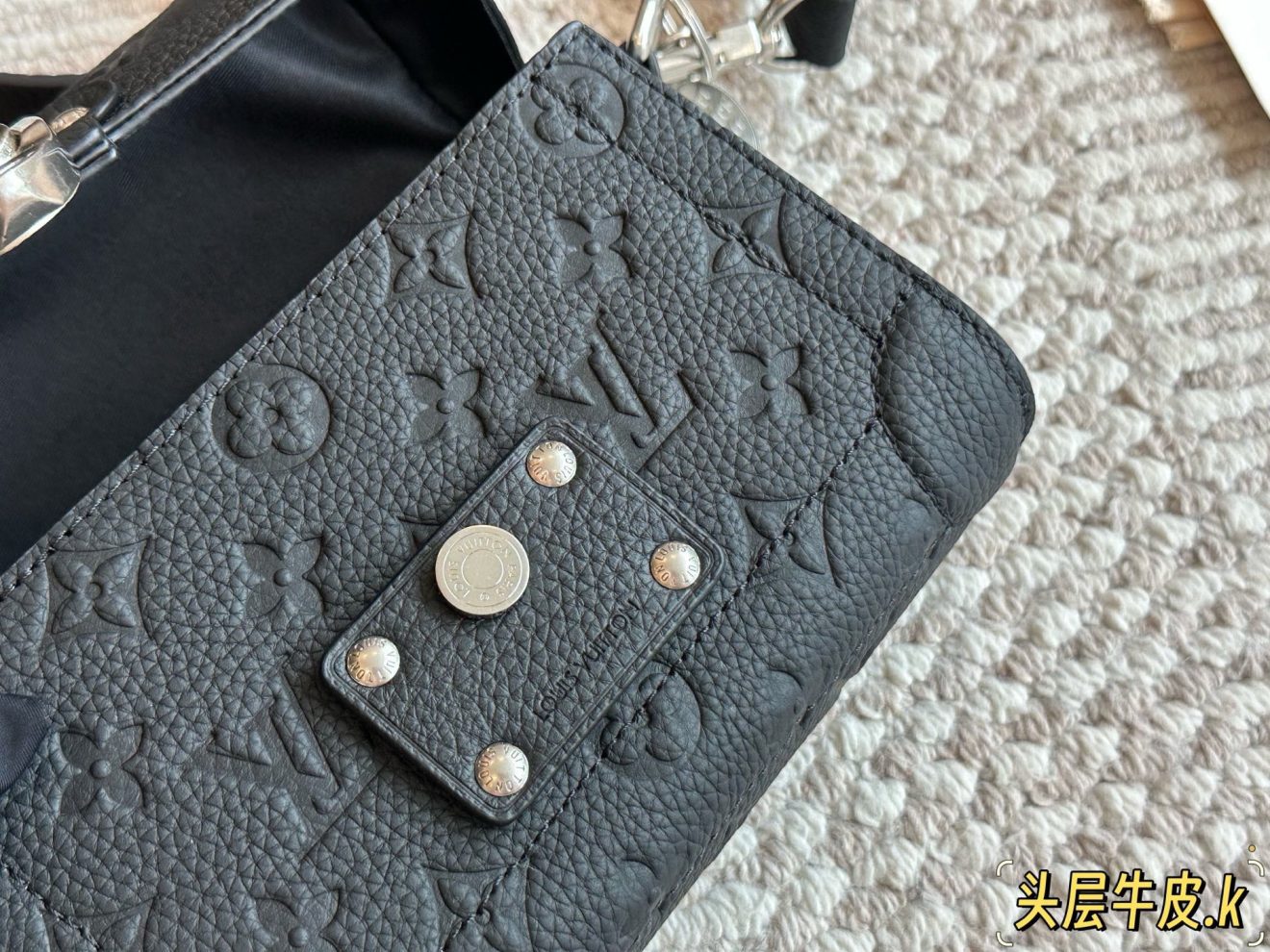Louis Vuitton lv Soft Trunk Men 19*15*7cm - Image 5