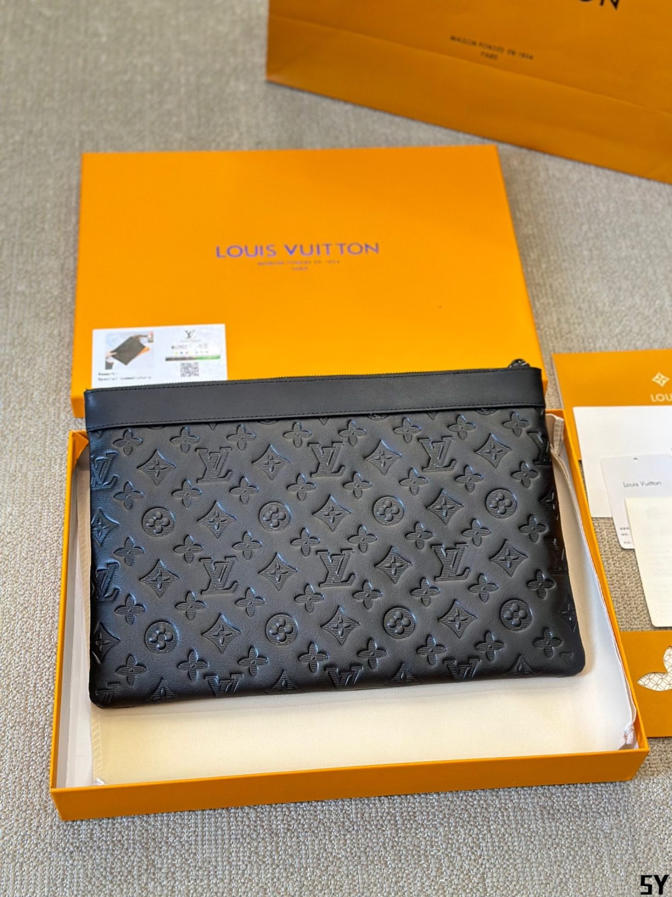 LOUIS VUITTON lv POCHETTE APOLLO MEN 35x25cm - Image 2
