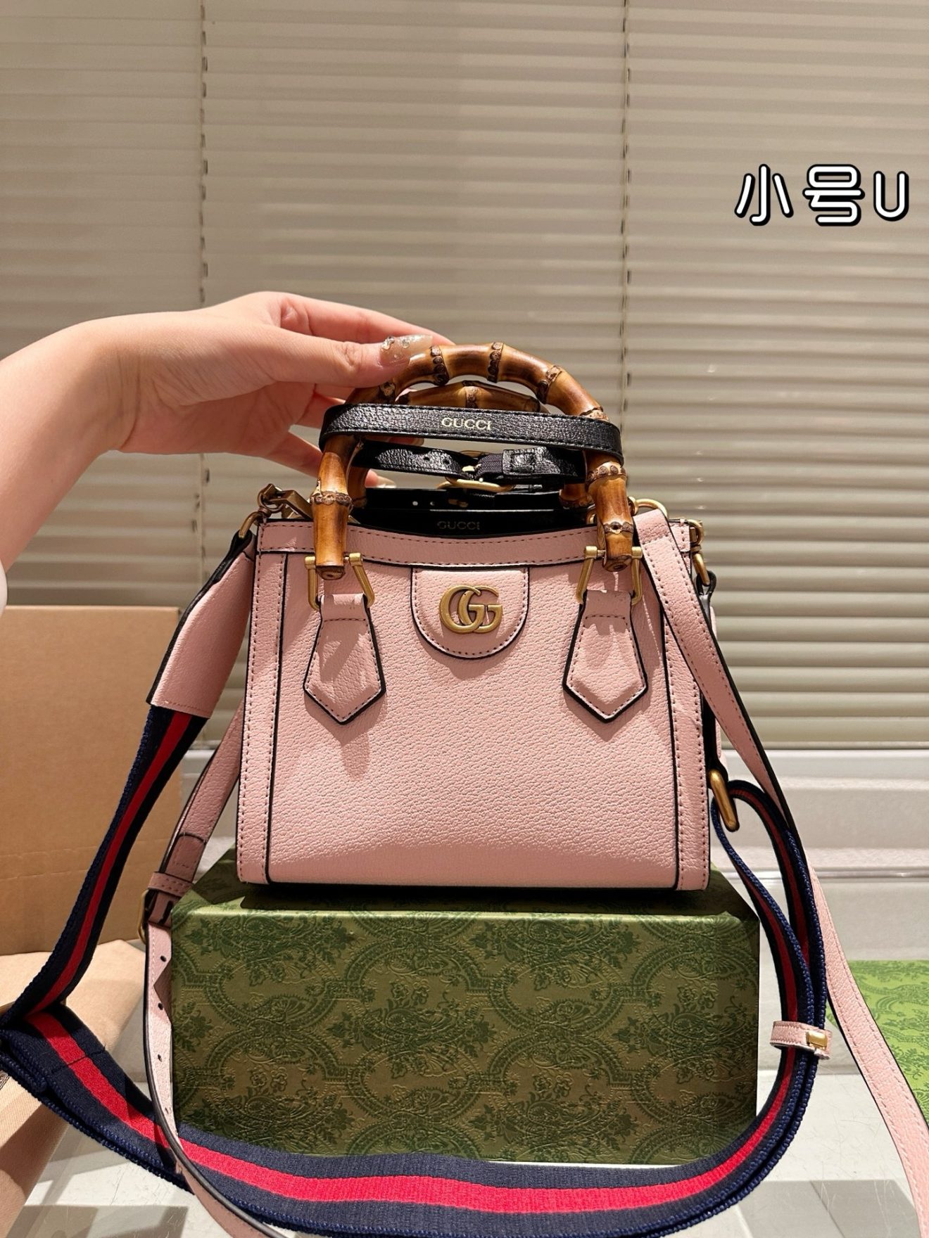 Gucci Diana Top HandBags small size 19x16cm - Image 3