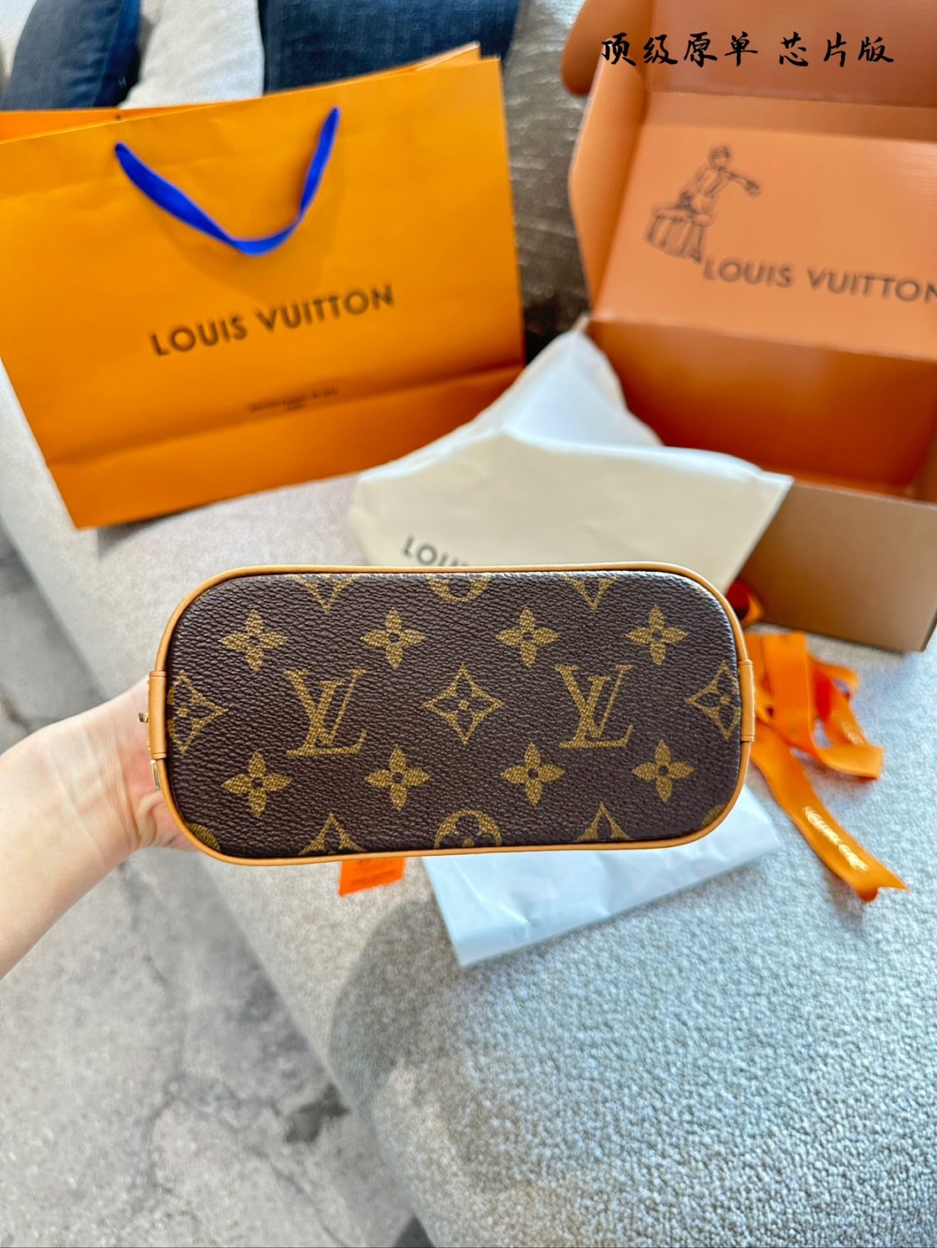 LOUIS VUITTON lv ALMA NANO (18*12*8cm) - Image 7