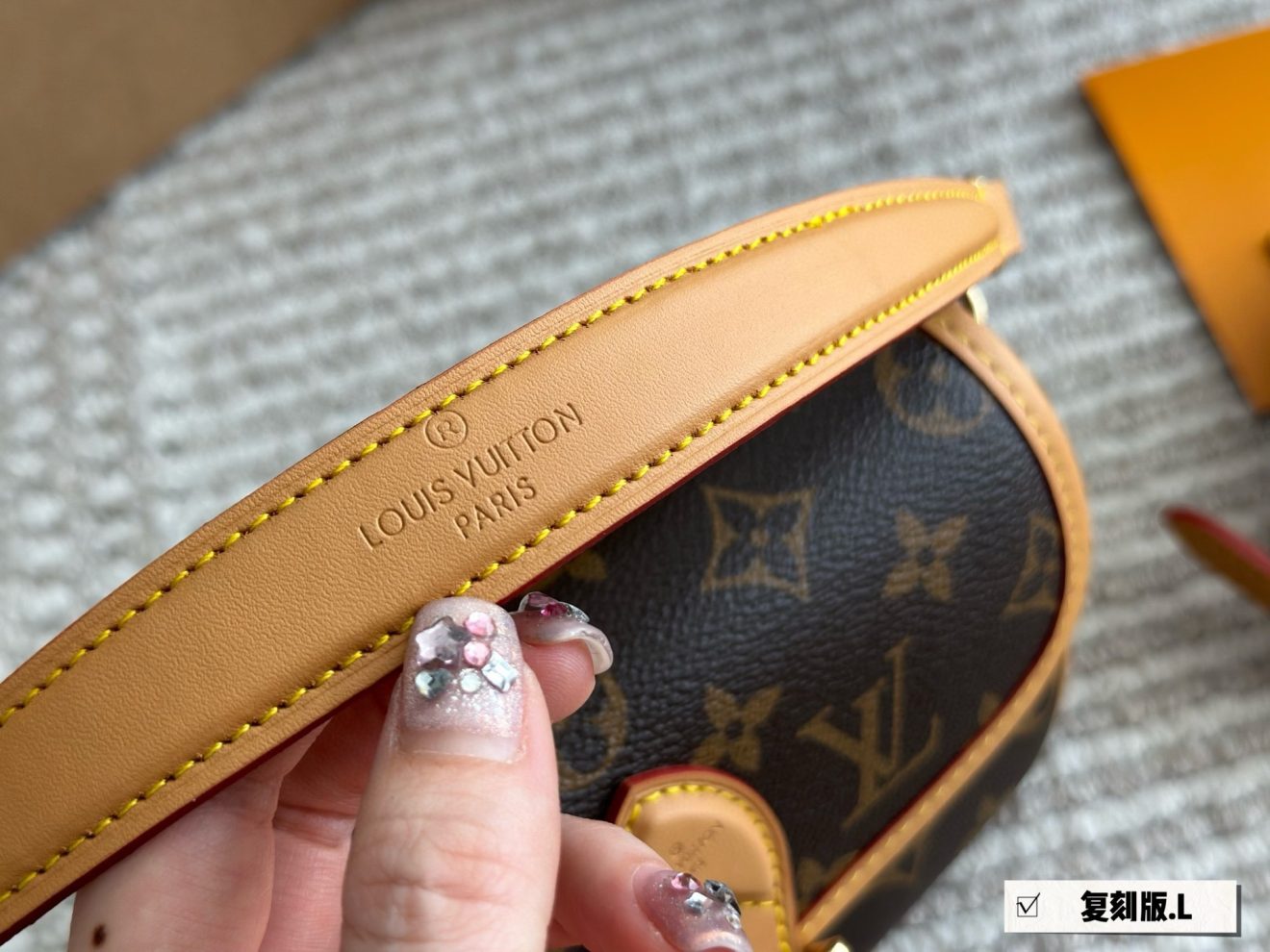 Louis Vuitton lv Diane Handbags 19x10x6cm - Image 6