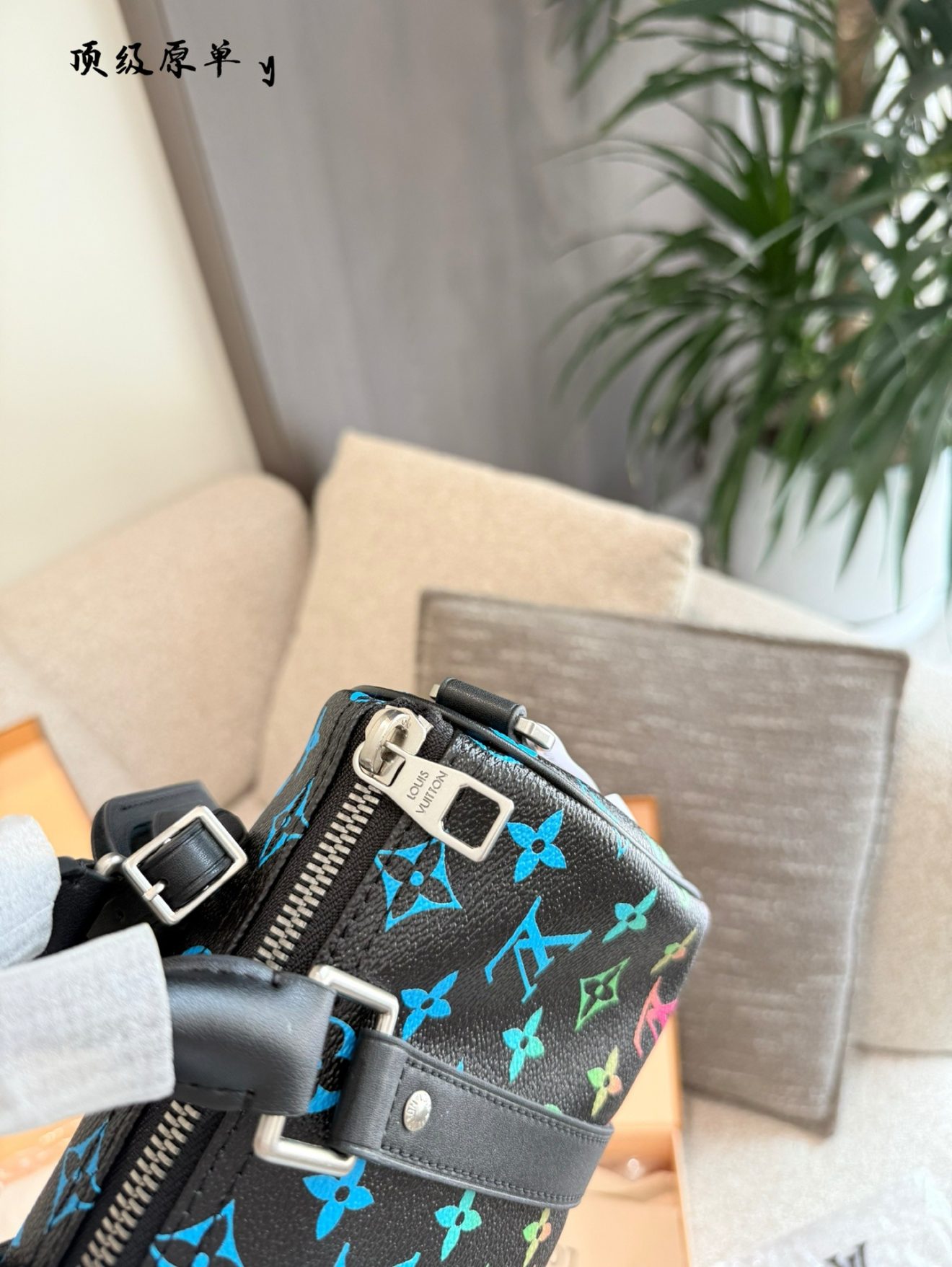 Louis Vuitton lv Keepall25 Bandoulière 25-25×14x 10CM - Image 5
